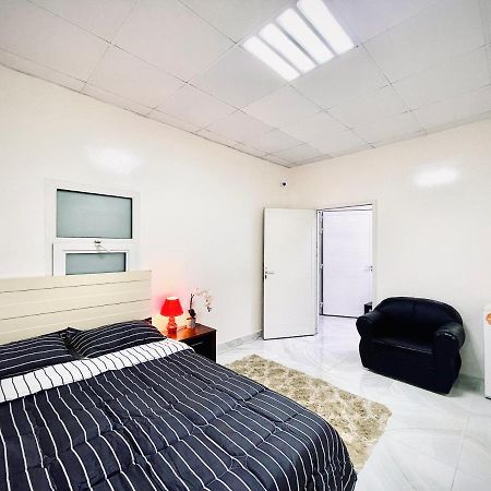 Private 2Bedroom Villa With T&B And Kitchenette Near Abu Dhabi International Airport Dış mekan fotoğraf
