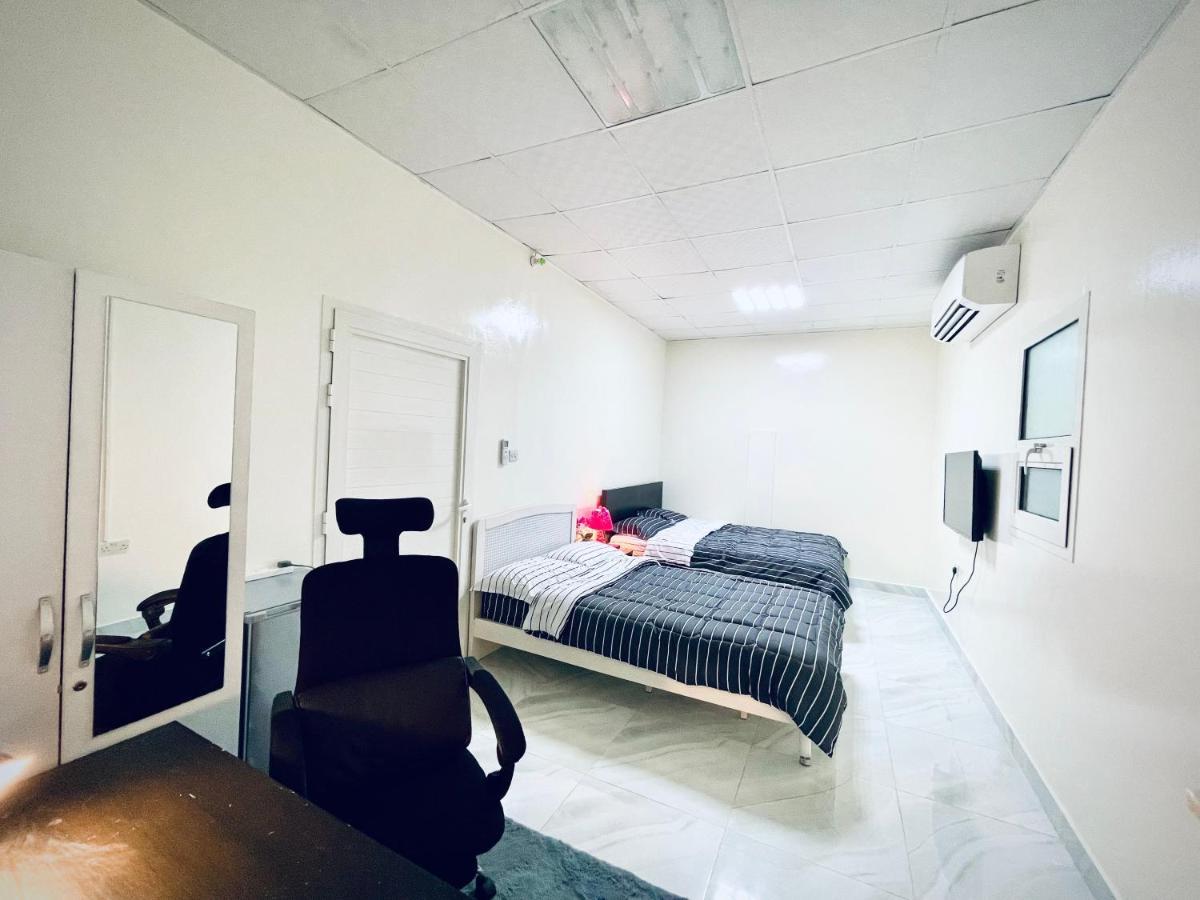 Private 2Bedroom Villa With T&B And Kitchenette Near Abu Dhabi International Airport Dış mekan fotoğraf